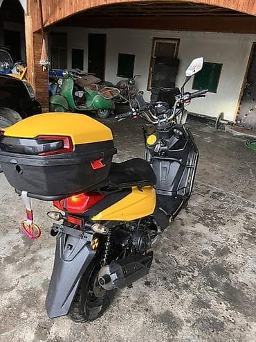 Мототехника: Скутер түрү 150 куб. см, Бензин — 10