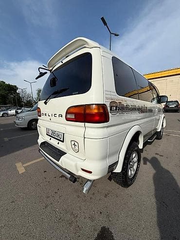 авто на метал: Mitsubishi Delica: 2001 г., 3 л, Автомат, Газ, Внедорожник — 2