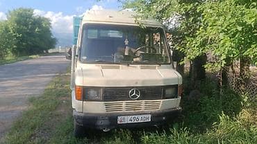 2 8: Грузовик, Mercedes-Benz, Стандарт, Б/у — 2