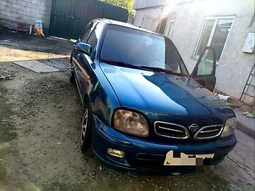 Транспорт: Nissan Micra: 2002 г., 1 л, Кол менен иштөөчү, Бензин, Хетчбек — 1