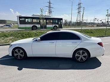 2020: Mercedes-Benz E-Class: 2020 г., 2 л, Автомат, Бензин, Седан — 5