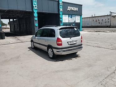 Транспорт: Subaru Traviq: 2003 г., Автомат, Бензин, Минивэн — 4
