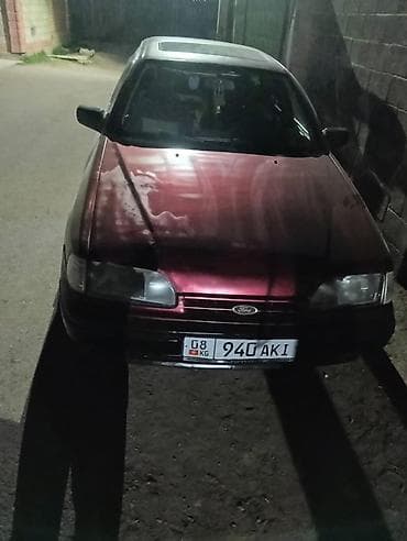 renault 21: Ford Sierra: 1993 г., 2 л, Механика, Бензин, Лифтбек — 8