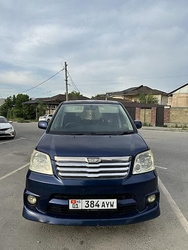таета ноах: Toyota Noah: 2003 г., 2 л, Автомат, Бензин, Минивэн — 1