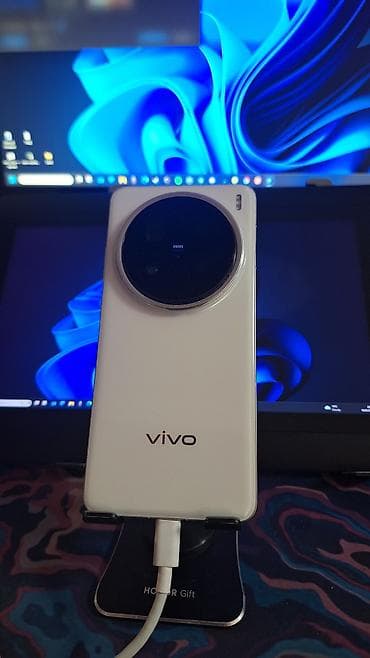 купить vivo x300 pro: Vivo X200 Pro, Б/у, 256 ГБ, цвет - Белый, 2 SIM — 4