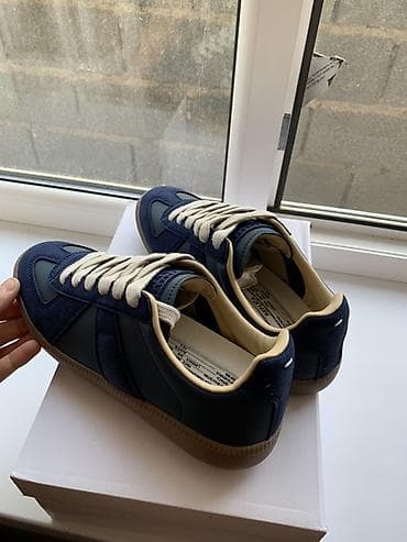 Жеке буюмдар: Эркектердин кроссовкасы, 40, 41, 42, Maison Martin Margiela, Жаңы, түсү - Көк, Өзү алып кетүү, Акысыз жеткирүү, Акылуу жеткирүү — 1