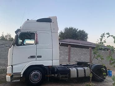 claas markant 65: Тягач, Volvo, 2002 г., Бортовой — 4
