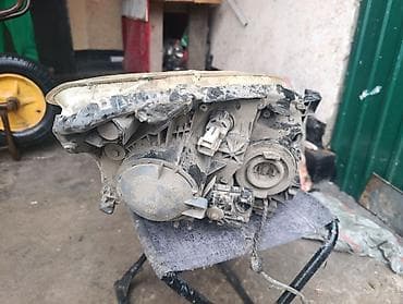 Автокосметика: Передняя левая фара Toyota Япония — 2