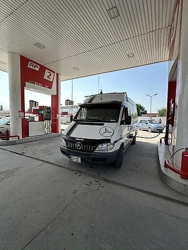 камаз болон: Легкий грузовик, Mercedes-Benz — 4
