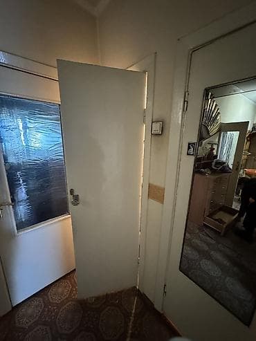 Металл сейф эшиктери: Двери 4шт 2 глухие 1 с зеркалом 1 с остеклением Размеры стандарт lalafo.kg да — 4 Металл сейф эшиктери: Двери 4шт 2 глухие 1 с зеркалом 1 с остеклением Размеры стандарт — 4