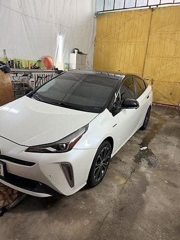 prius plus: Toyota Prius: 2020 г., 1.8 л, Вариатор, Гибрид, Хэтчбэк — 10