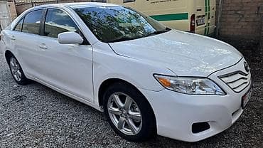 prius v: Toyota Camry: 2010 г., 2.5 л, Автомат, Бензин, Седан — 2