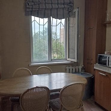 86: 4 комнаты, 86 м², 106 серия, 3 этаж, Косметический ремонт — 5