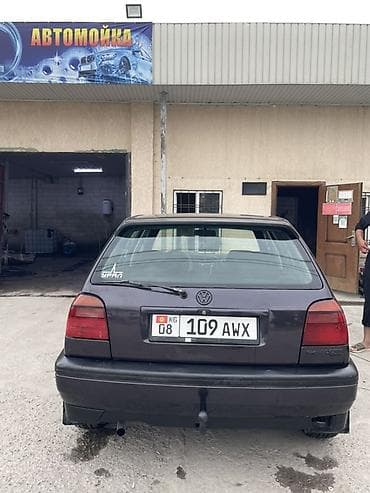 aion s plus: Volkswagen Golf: 1993 г., 1.8 л, Механика, Бензин, Хэтчбэк — 4