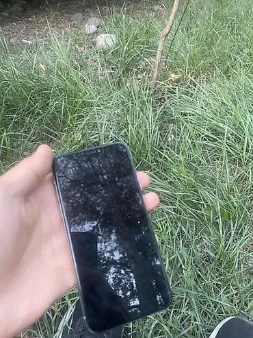 iphone i: IPhone Xs, Б/у, 64 ГБ, Белый, Чехол, 100 % — 3