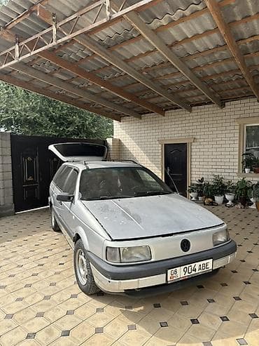 Volkswagen Passat Variant: 1989 г., 1.8 л, Механика, Бензин, Универсал at lalafo.kg Volkswagen Passat Variant: 1989 г., 1.8 л, Механика, Бензин, Универсал