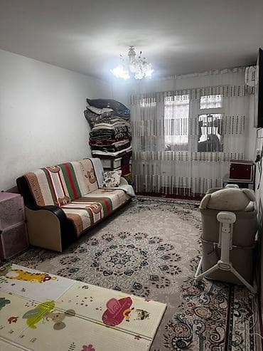 на балкон: Сдаётся. Депозит 15000 сом застеклённая лоджия/балкон с распашными — 5