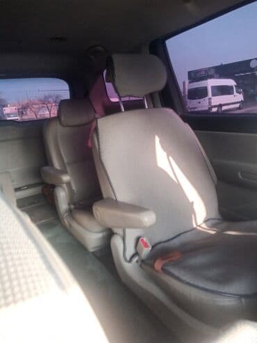 Kia: Kia Carnival: 2018 г., 2.2 л, Автомат, Дизель, Минивэн — 4