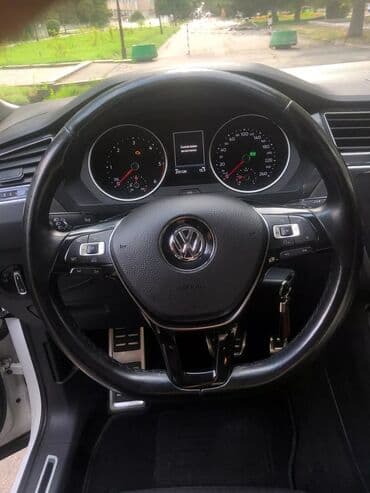 снижена: Volkswagen Tiguan: 2017 г., 2 л, Робот, Дизель, Кроссовер — 6