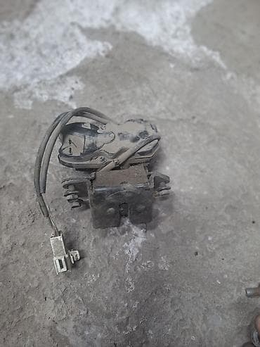 ручка авто: Таёта вишь багажник замок — 2