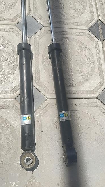 Автозапчасти: Амортизаторы Bilstein (Germany) — комплект передних стоек и задних — 4