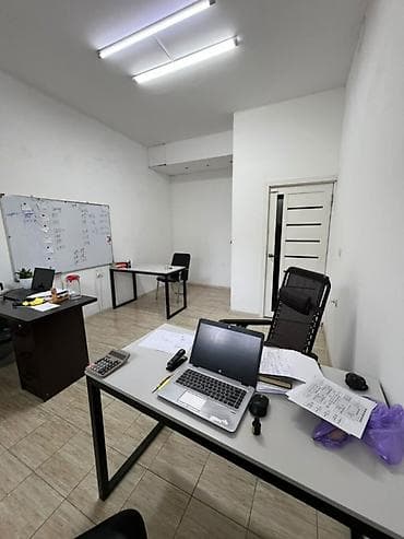 СДАЁТСЯ ПОМЕЩЕНИЕ С НОВЫМ РЕМОНТОМ 📍 11-й микрорайон 📐 Площадь: 80 м² — 7