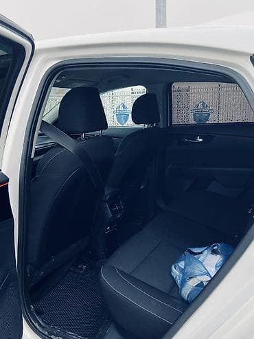 Kia K3: 2019 г., 1.6 л, Автомат, Бензин, Седан — 4