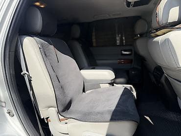 Toyota Sequoia: 2020 г., 5.7 л, Автомат, Бензин, Внедорожник — 8