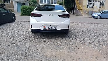 camry 2010: Hyundai Sonata: 2019 г., 2 л, Автомат, Газ, Седан — 3