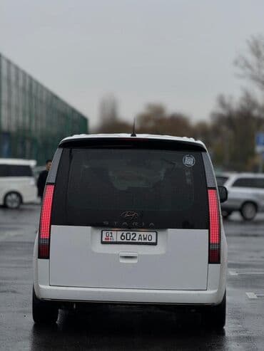 sprinter vip: Hyundai Staria: 2021 г., 3.5 л, Типтроник, Газ, Минивэн — 9