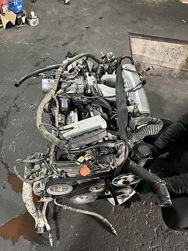 срочно продаю горит: Бензиновый мотор Toyota 2003 г., 3 л, Япония — 1