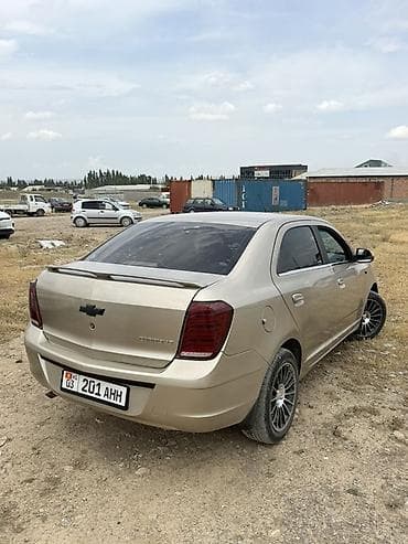 бар авто: Chevrolet Cobalt: 2013 г., Кол менен иштөөчү, Бензин, Седан — 2