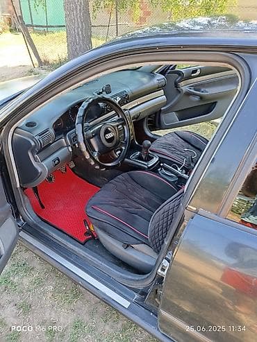 авриный авто: Audi A4: 2000 г., 1.6 л, Ручные, Бензин, Седан — 5
