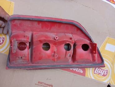 фото услуги рядом: Задний правый стоп-сигнал Mercedes-Benz Новый, Аналог — 2