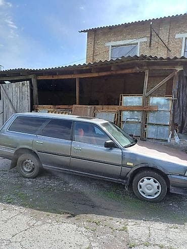 Транспорт: Toyota Camry: 1991 г., 2.2 л, Механика, Дизель, Универсал — 4