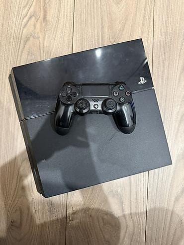 Продаю Sony PlayStation 4 500GB в отличном состоянии. Пользовались at lalafo.kg Продаю Sony PlayStation 4 500GB в отличном состоянии. Пользовались