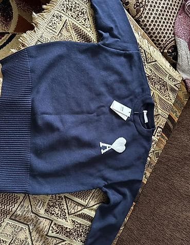 Продается кофта мо ами качество топ at lalafo.kg Продается кофта мо ами качество топ