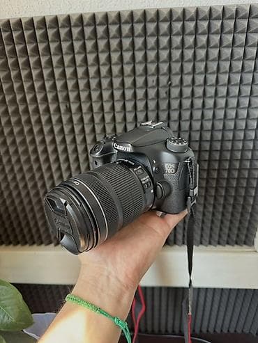 canon eos r10: Canon EOS 70D с объективом Canon EF-S 18–135mm IS STM - Зеркальная — 1