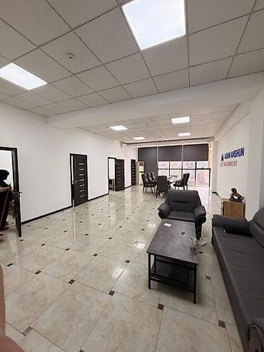 Аренда офисов, 100 м², В бизнес центре, 1 линия