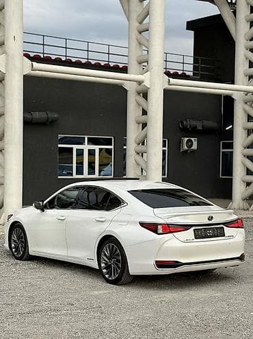 150: Lexus ES: 2018 г., 2.5 л, Автомат, Гибрид, Седан — 6