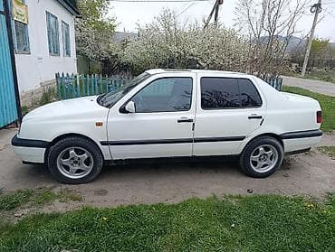 Volkswagen Vento: 1994 г., 0.2 л, Ручные, Бензин, Седан