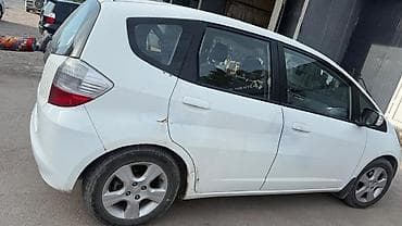 4: Honda Fit: 2010 г., 1.4 л, Робот, Бензин, Хэтчбэк — 3