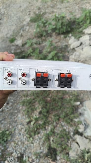 jbl go2: Комплект для фонового и оповещительного звука Состав: - 4 настенных — 2