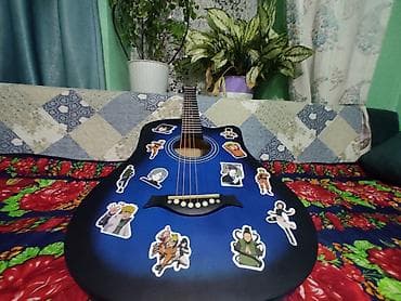 Синтезаторы: Акустическая гитара 6‑струнная, форма корпуса Dreadnought с вырезом — 8