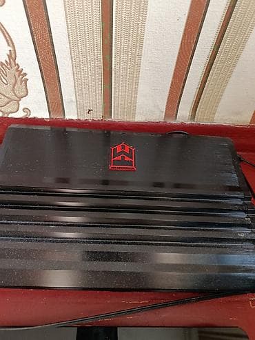 пассивное сетевое оборудование 6: Автомобильный аудиокомплект на Мерс Состав: - Головное устройство 1 — 2