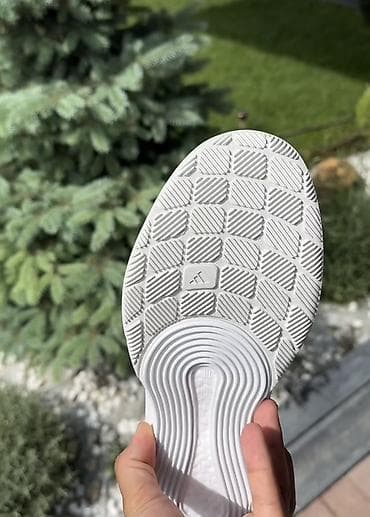 волейбольный обувь: Мужские кроссовки, 41, Adidas, Б/у, цвет - Белый — 4