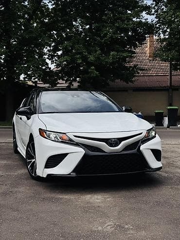 Toyota: Toyota Camry: 2018 г., 2.5 л, Автомат, Бензин, Седан — 5