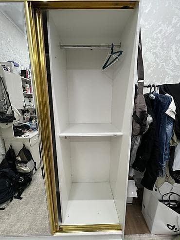 дешевые шкафы купе: Шкаф купе, Б/у, С зеркалом — 4