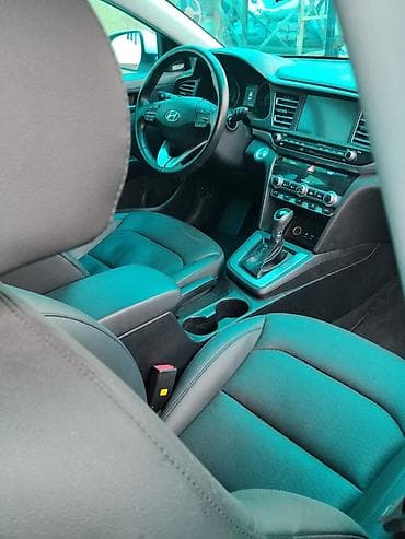 volkswagen passat v5: Hyundai Avante: 2019 г., 1.6 л, Автомат, Седан — 4