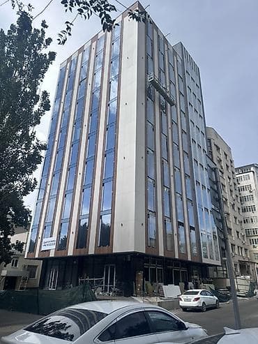 Аренда офисов, 365 м², В бизнес центре, С видом на горы, 1 линия, С отдельным сан узлом at lalafo.kg Аренда офисов, 365 м², В бизнес центре, С видом на горы, 1 линия, С отдельным сан узлом